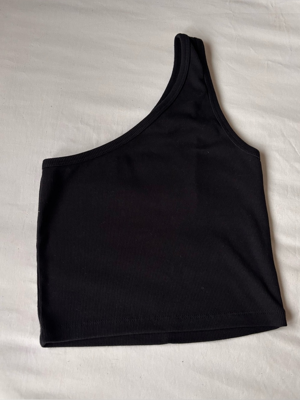 One shoulder top